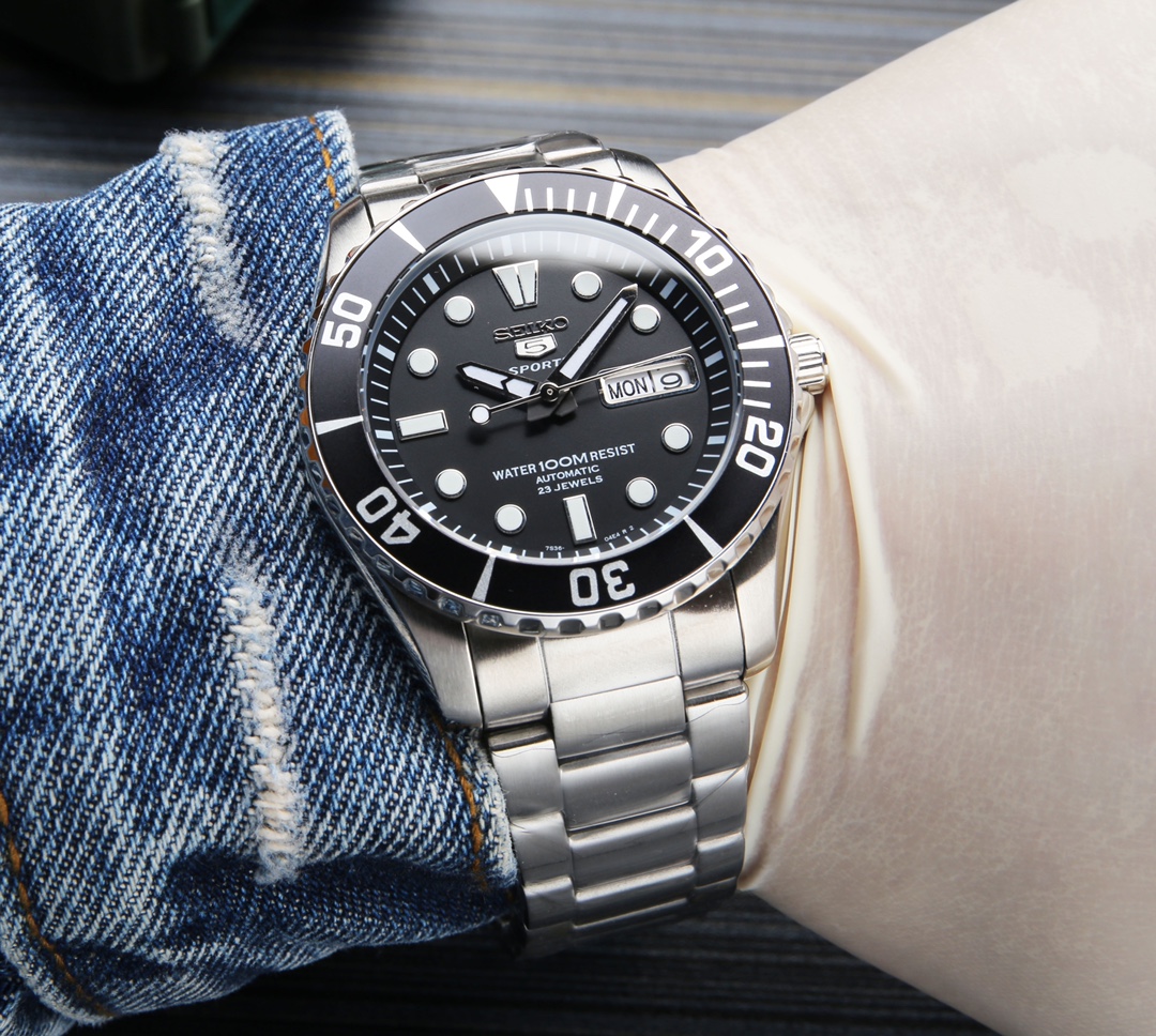 P 600. SEIKO PROSPEX Diameter 43.3 Thickness 13.0 300 JH _146