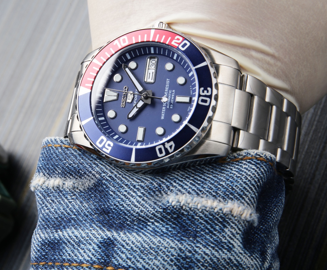 P 600. SEIKO PROSPEX Diameter 43.3 Thickness 13.0 300 JH _147