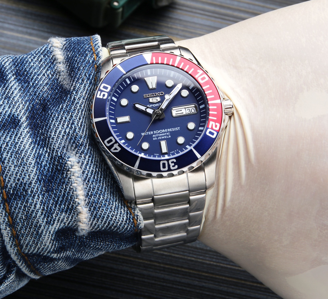P 600. SEIKO PROSPEX Diameter 43.3 Thickness 13.0 300 JH _147