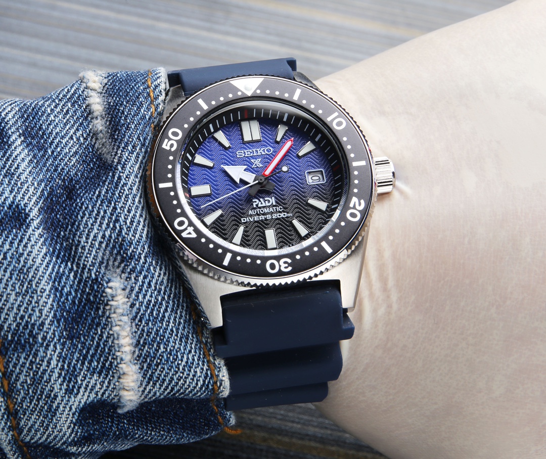 P 600. SEIKO PROSPEX Diameter 43.3 Thickness 13.0 300 JH _149