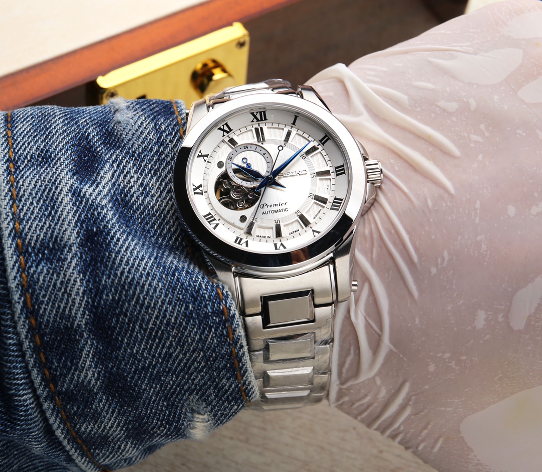 660. 20. SEIKO SSA79-J1 300 4R38 Size: 33.9510.32mm. . 9 JH