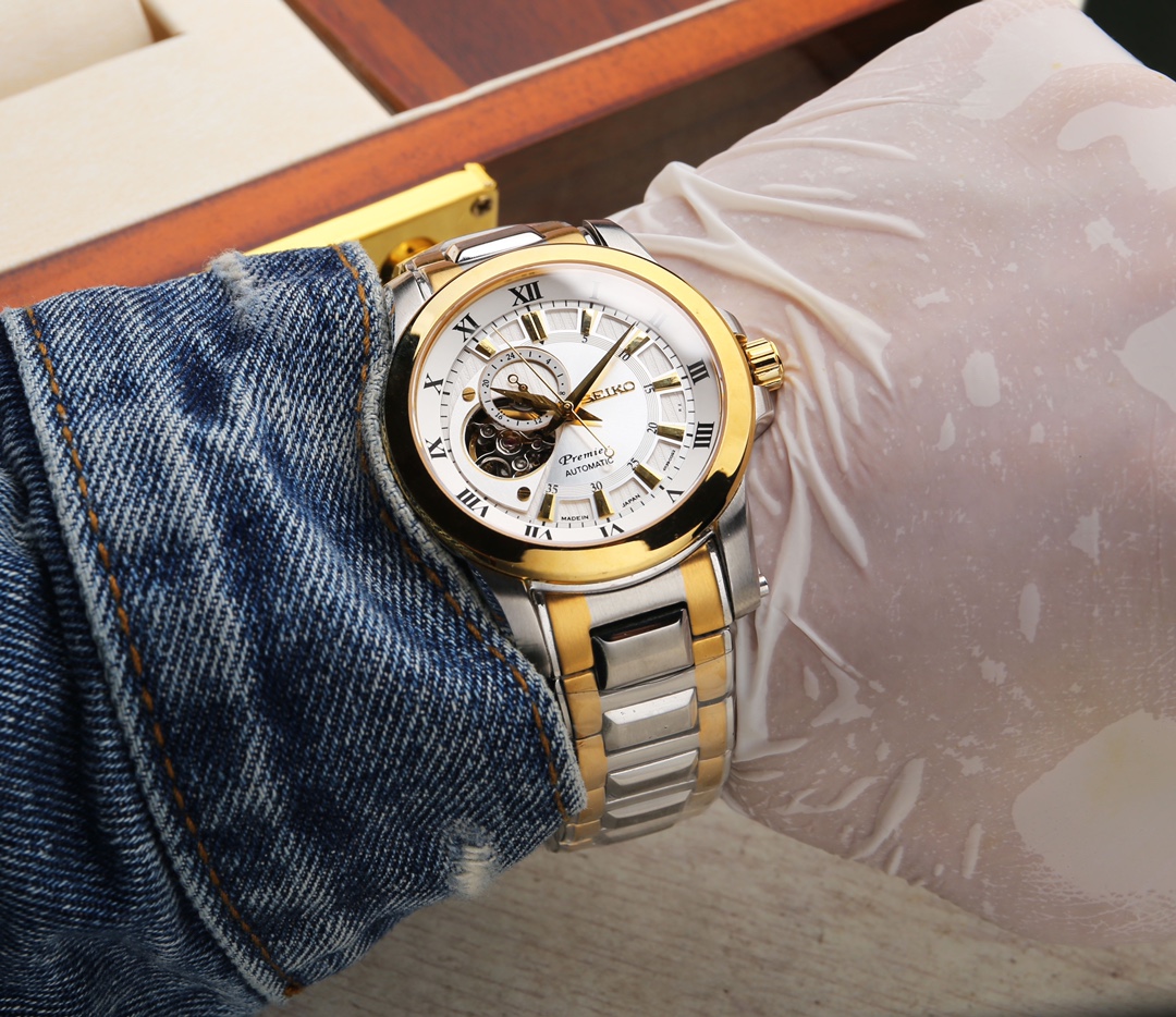 660. 20. SEIKO SSA79-J1 300 4R38 Size: 33.9510.32mm. . 9 JH