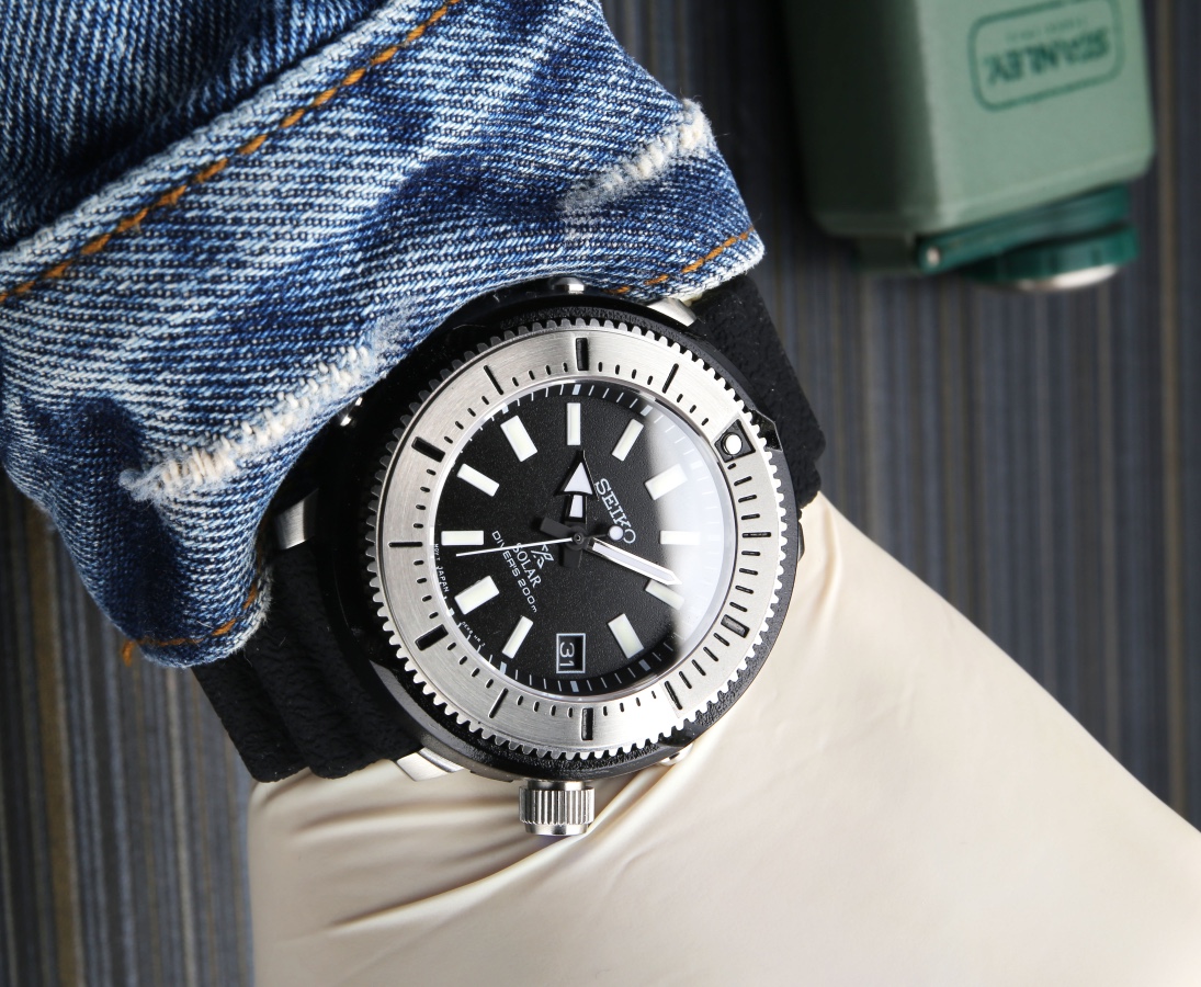p600. 20SEIKO 4R35 Diameter 40.6 mm Thickness 11.6mm Exhibition Case Back 316 Stainless Steel Case 30 Minimalist & Stylish Elegant Lifestyle! JH _125