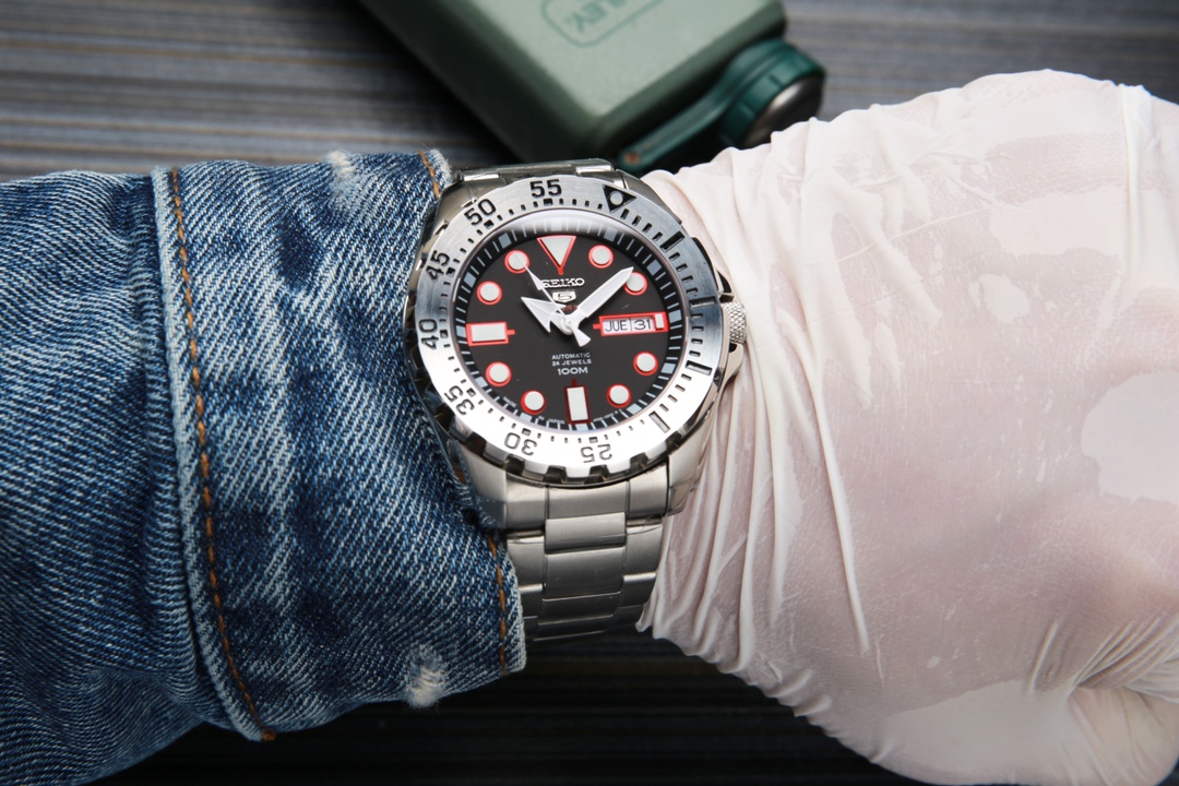 p600. 20SEIKO 4R35 Diameter 40.6 mm Thickness 11.6mm Exhibition Case Back 316 Stainless Steel Case 30 Minimalist & Stylish Elegant Lifestyle! JH _127