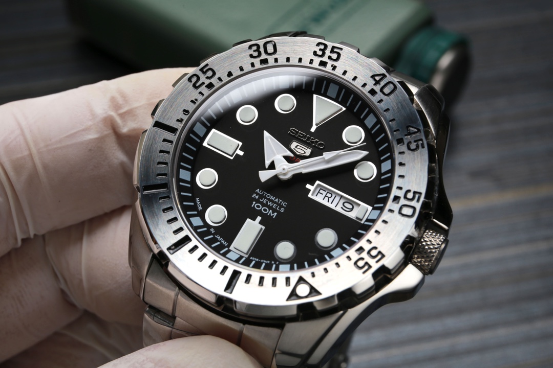 p600. 20SEIKO 4R35 Diameter 40.6 mm Thickness 11.6mm Exhibition Case Back 316 Stainless Steel Case 30 Minimalist & Stylish Elegant Lifestyle! JH _130