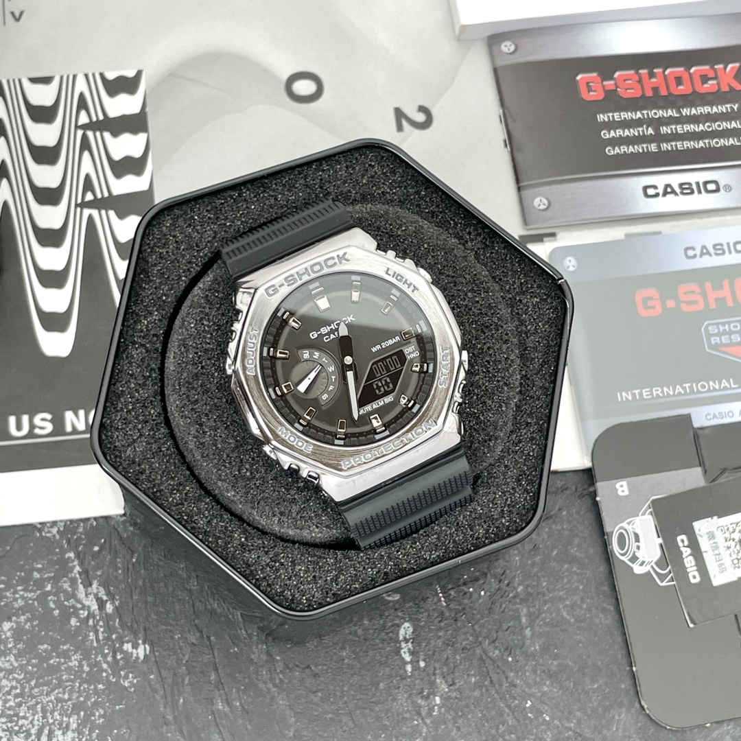 CASIO G-SHOCK GA2100 Shock Resistant Multifunction Digital Analog Watch 49.3*44.4*11.8mm