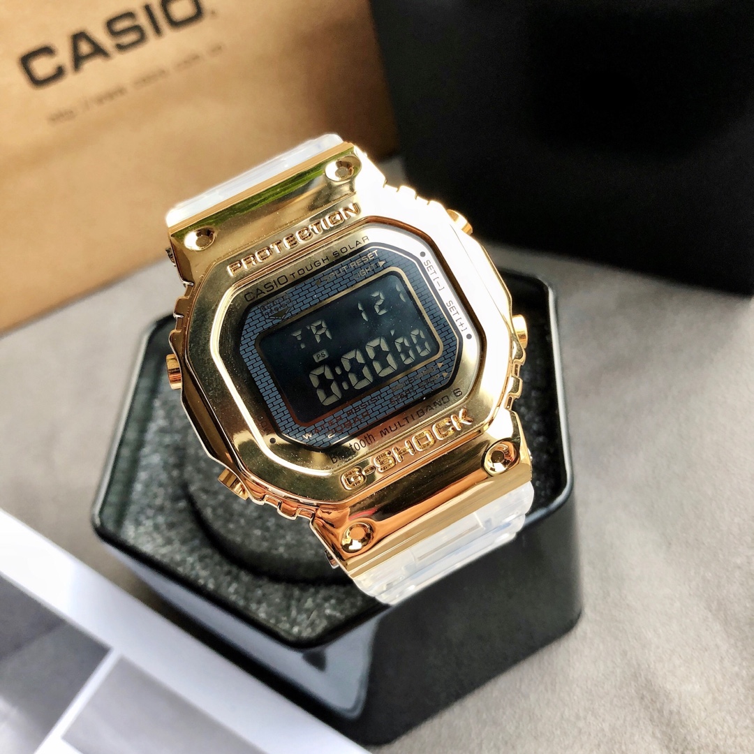 CASIO G-SHOCK GM-5600 Shock Resistant Multifunction Digital Analog Watch 49*43*13.5mm