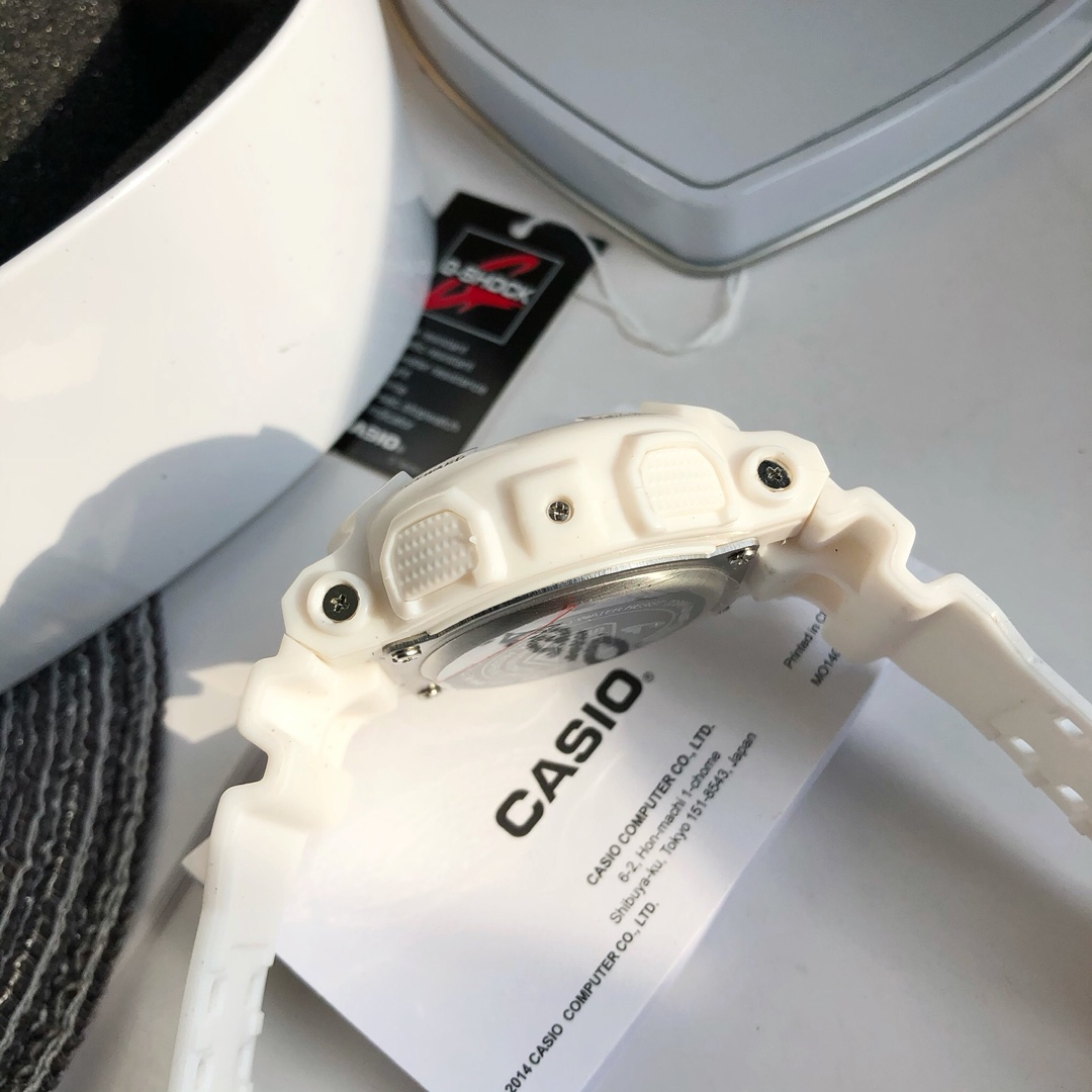 CASIO G-SHOCK GA-110 Shock Resistant Multifunction Digital Analog Watch