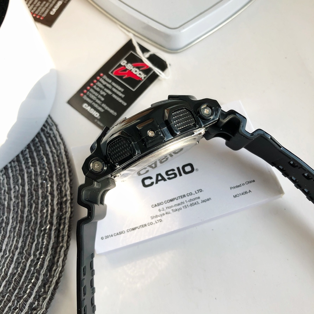 CASIO G-SHOCK GA-110 Shock Resistant Multifunction Digital Analog Watch