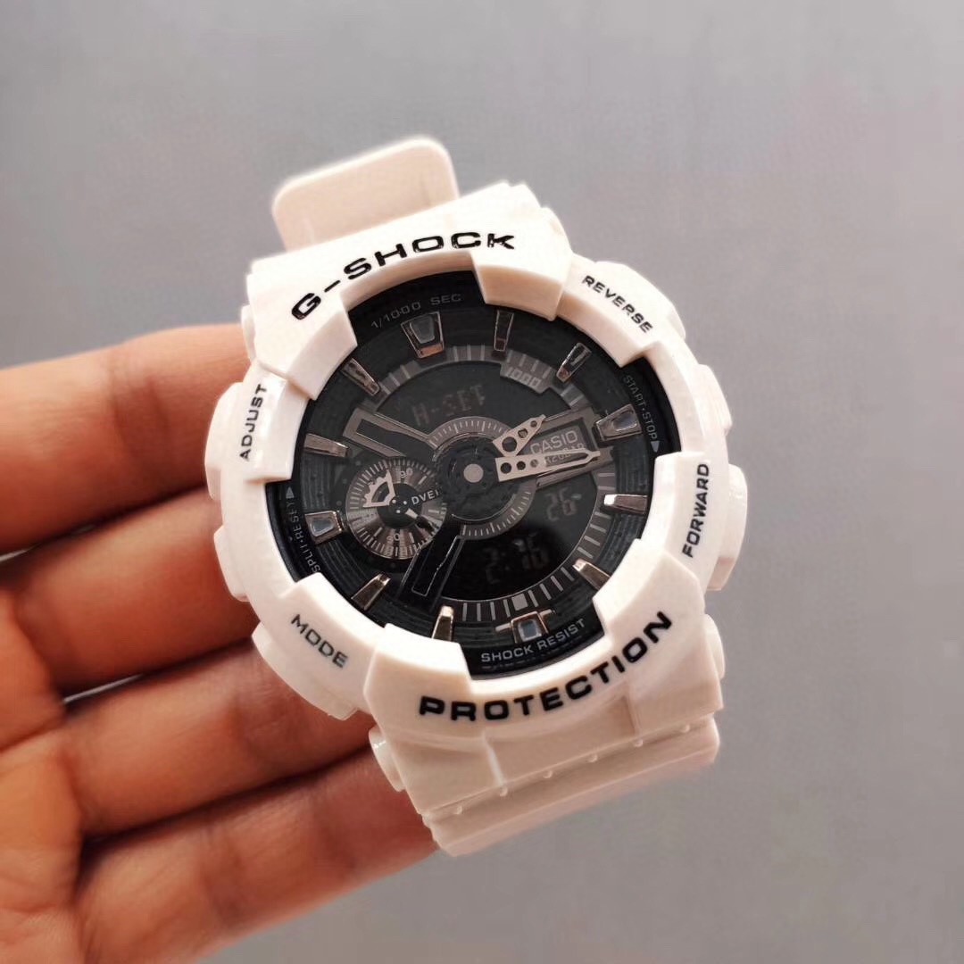 CASIO G-SHOCK GA-110 Shock Resistant Multifunction Digital Analog Watch