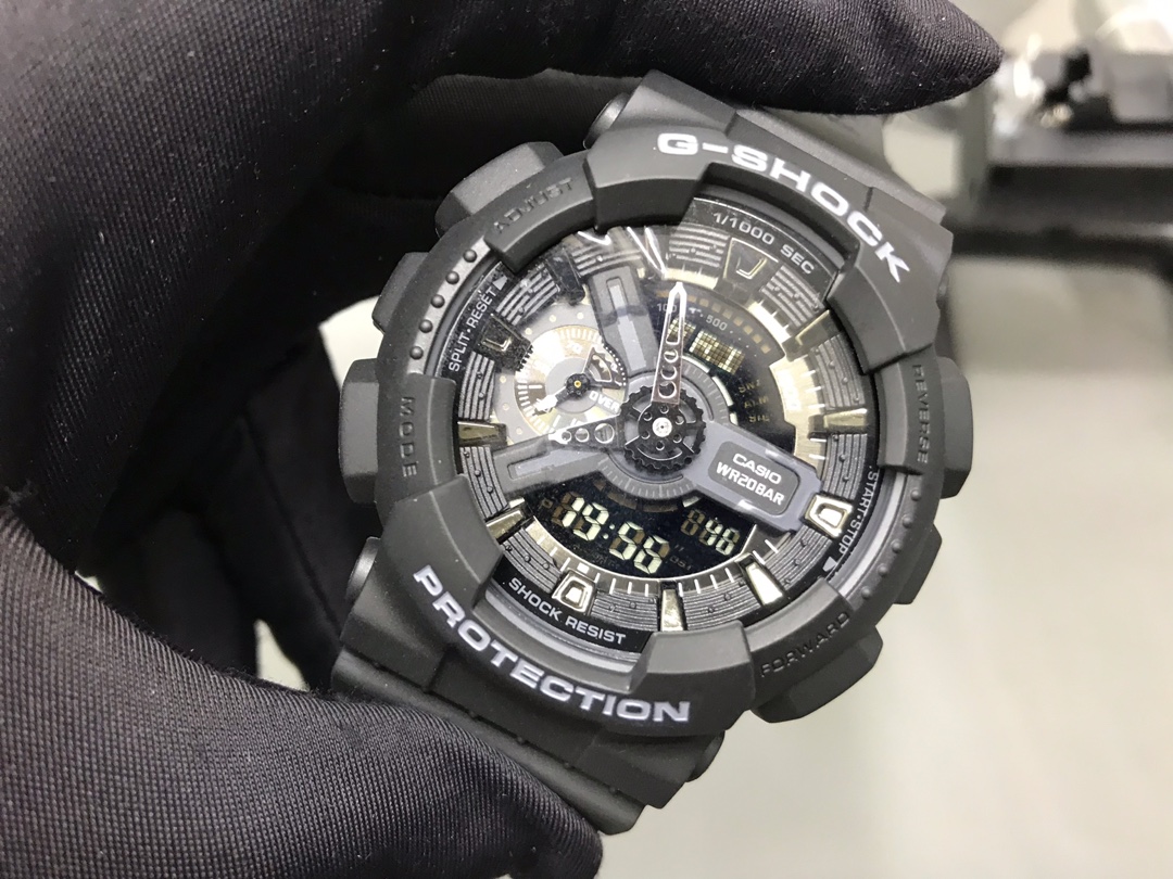 CASIO G-SHOCK GA-110 Shock Resistant Multifunction Digital Analog Watch