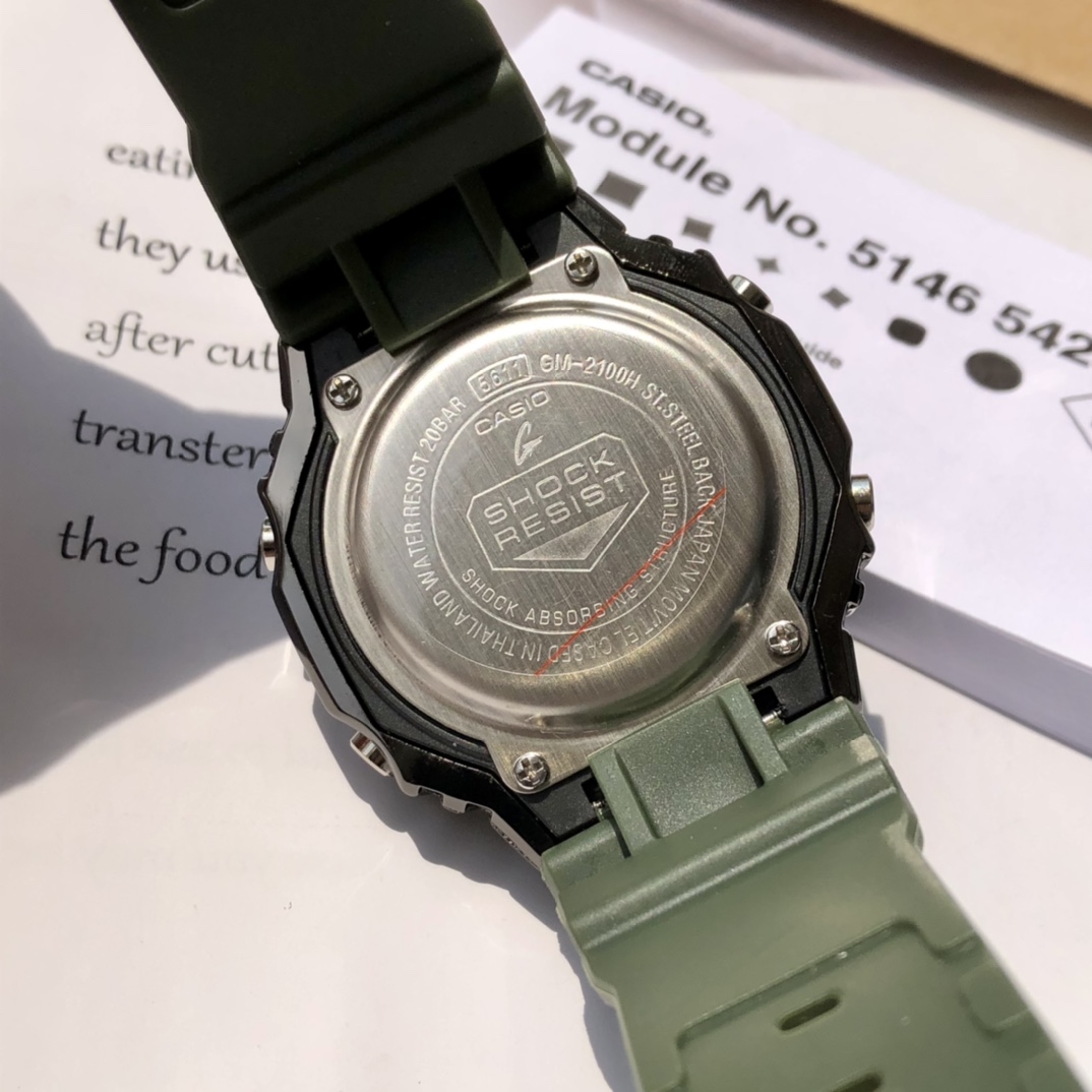CASIO G-SHOCK GA2100 Shock Resistant Multifunction Digital Analog Watch 49.3*44.4*11.8mm