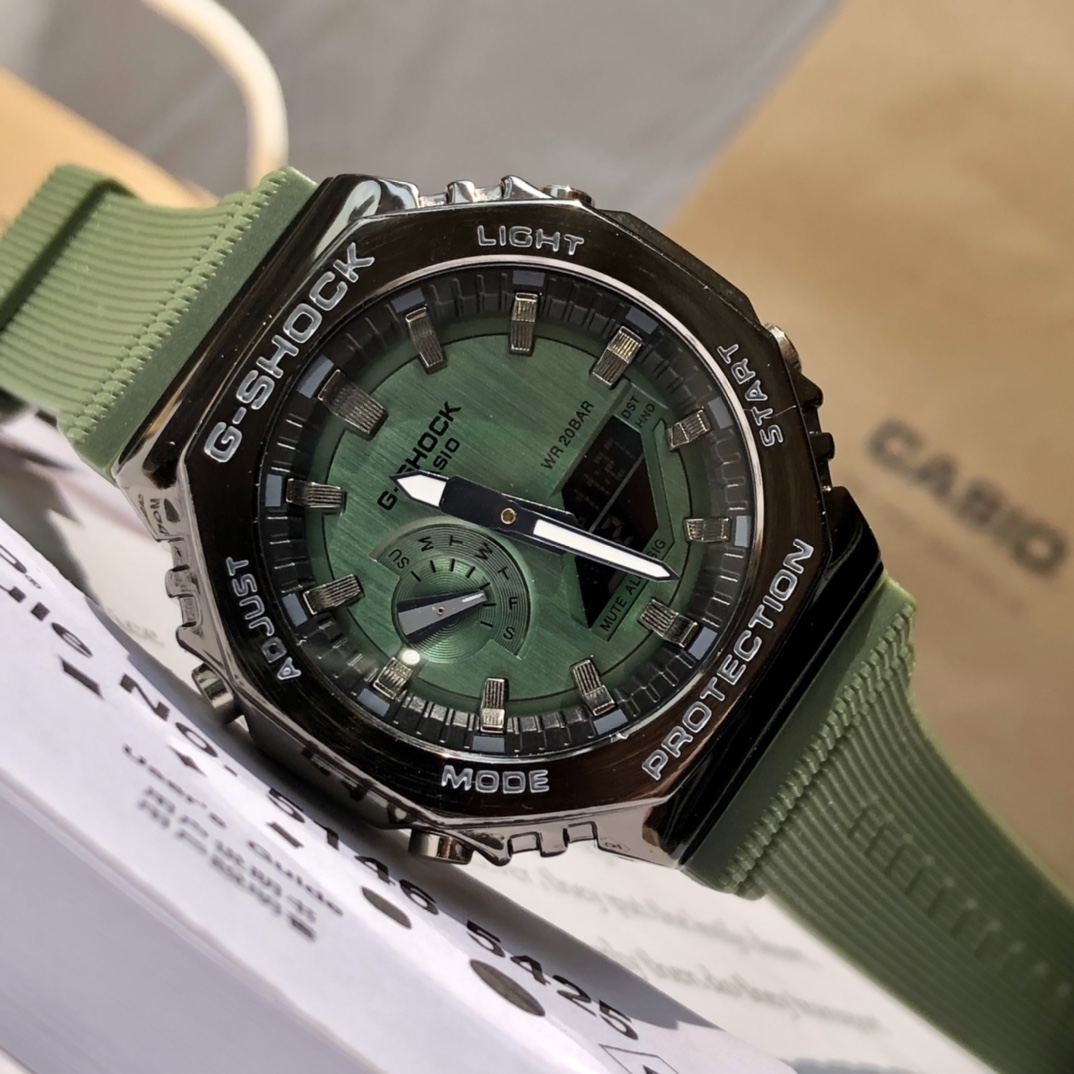 CASIO G-SHOCK GA2100 Shock Resistant Multifunction Digital Analog Watch 49.3*44.4*11.8mm