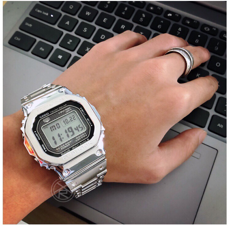CASIO G-SHOCK G-SHOCK Shock Resistant Multifunction Digital Analog Watch