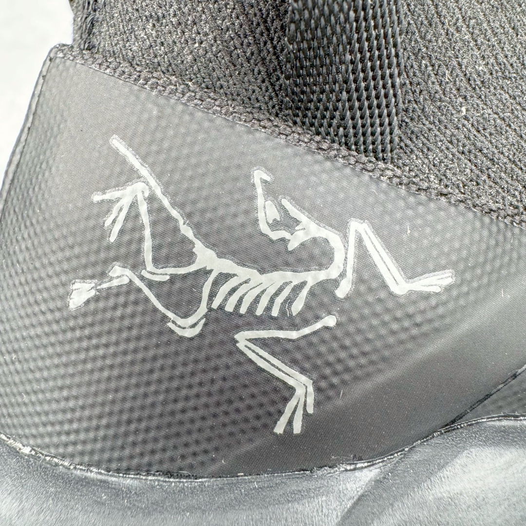 Running Shoes