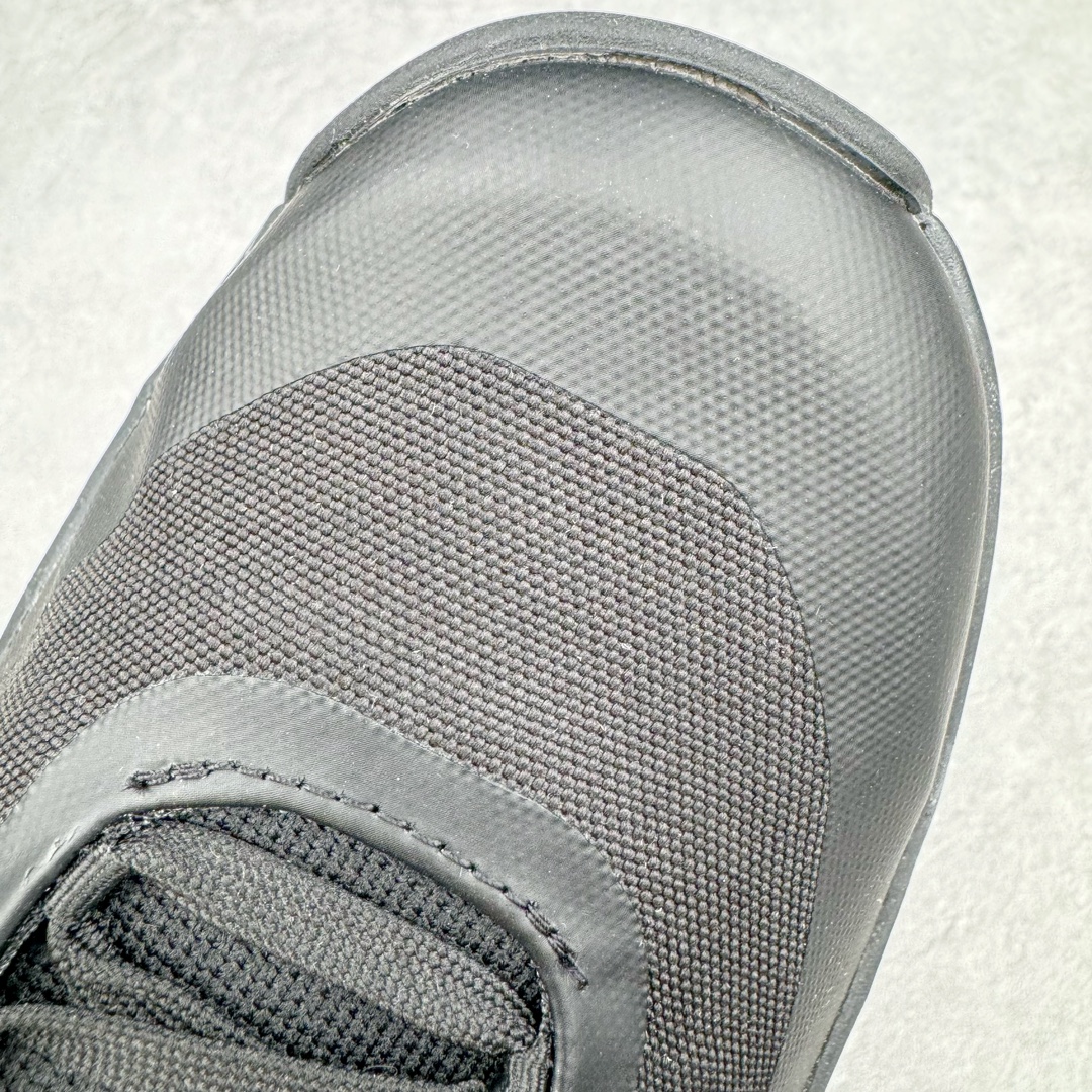 Running Shoes