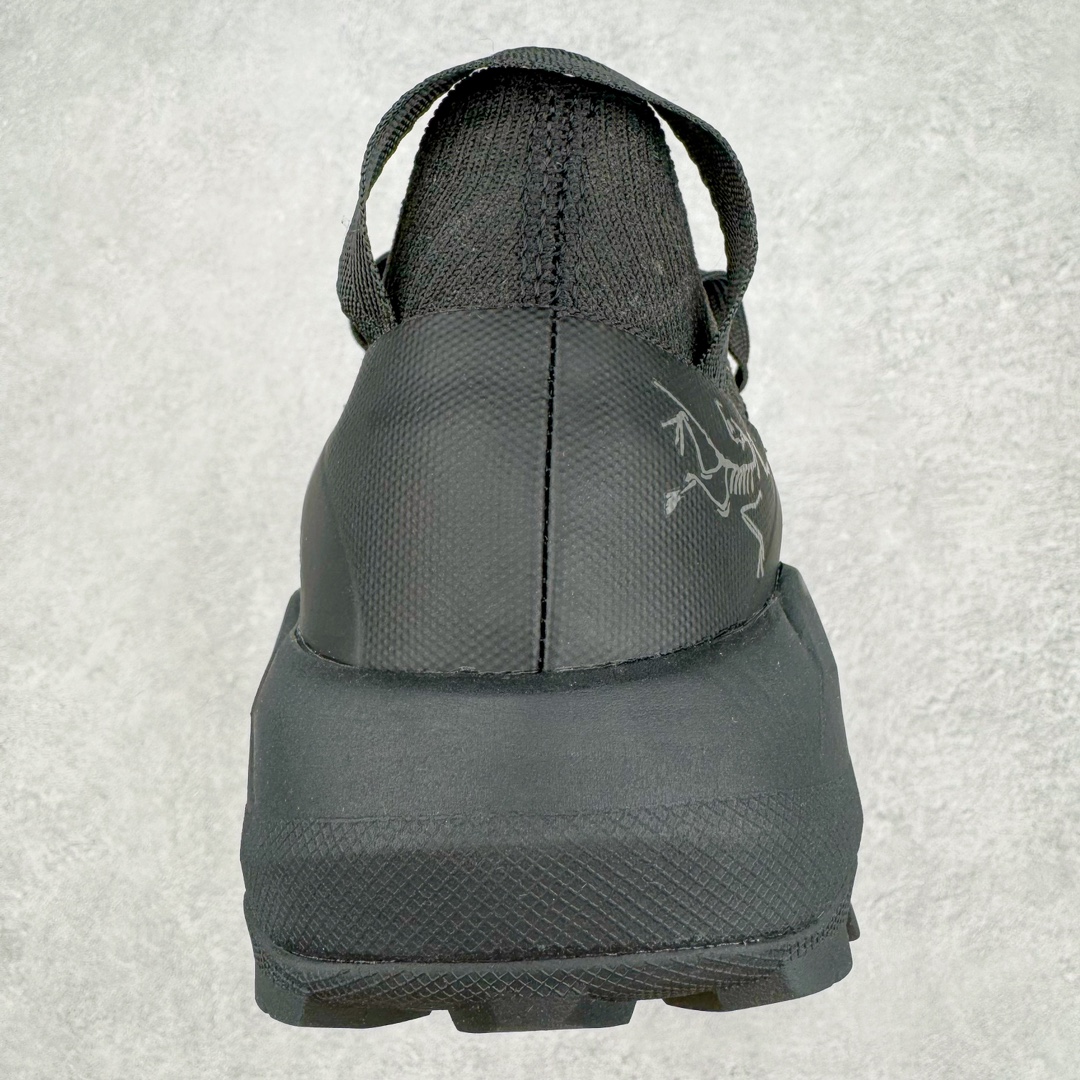 Running Shoes