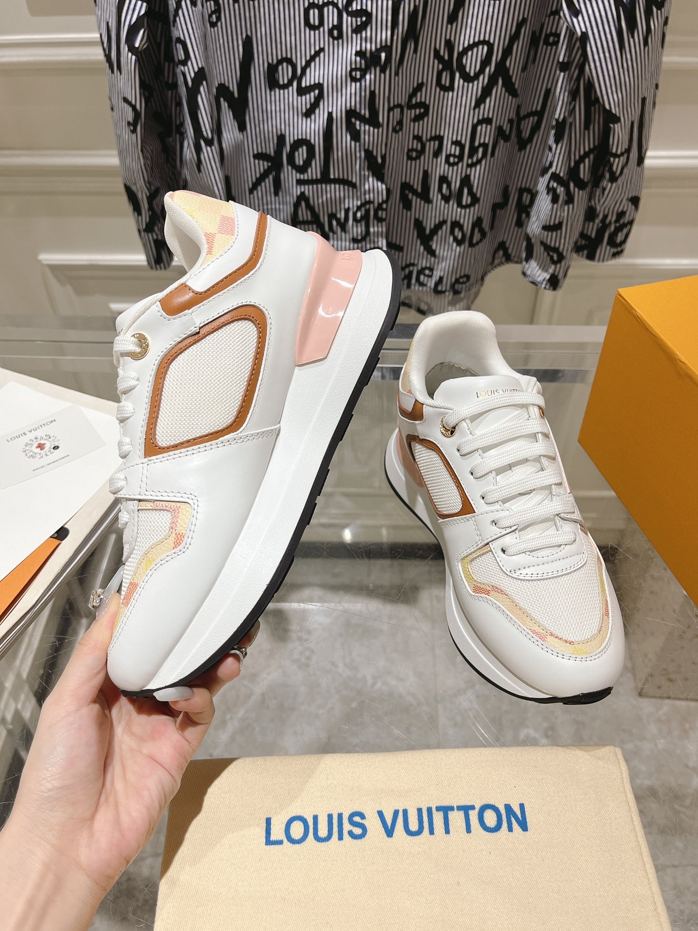Louis Vuitton Couple Sneakers M-l-s