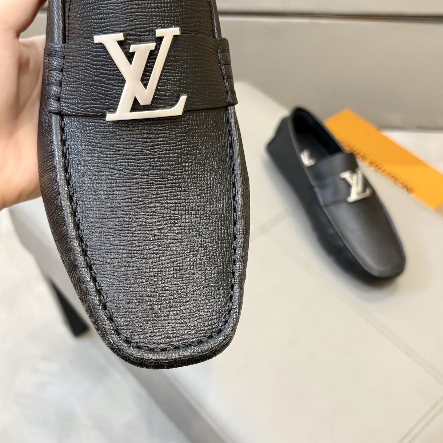 Louis Vuitton Male Loafers Cow Leather L