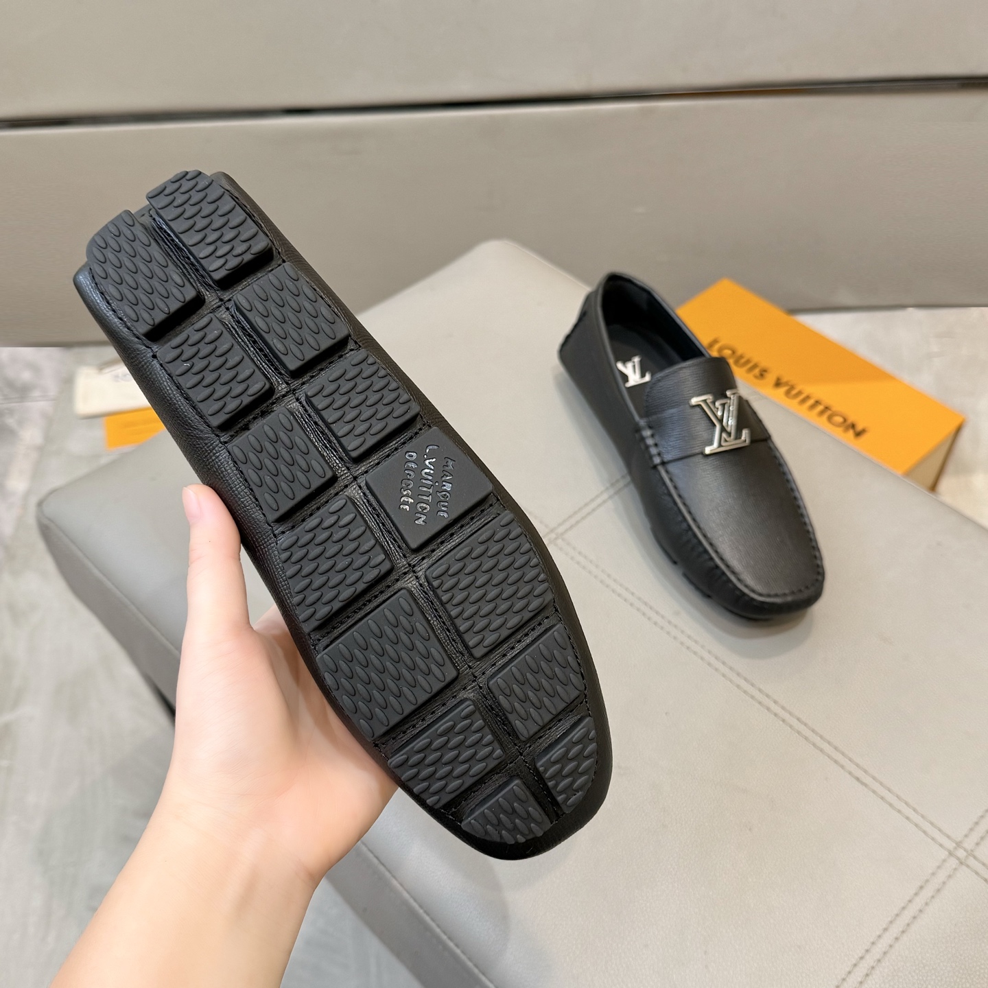 Louis Vuitton Male Loafers Cow Leather L