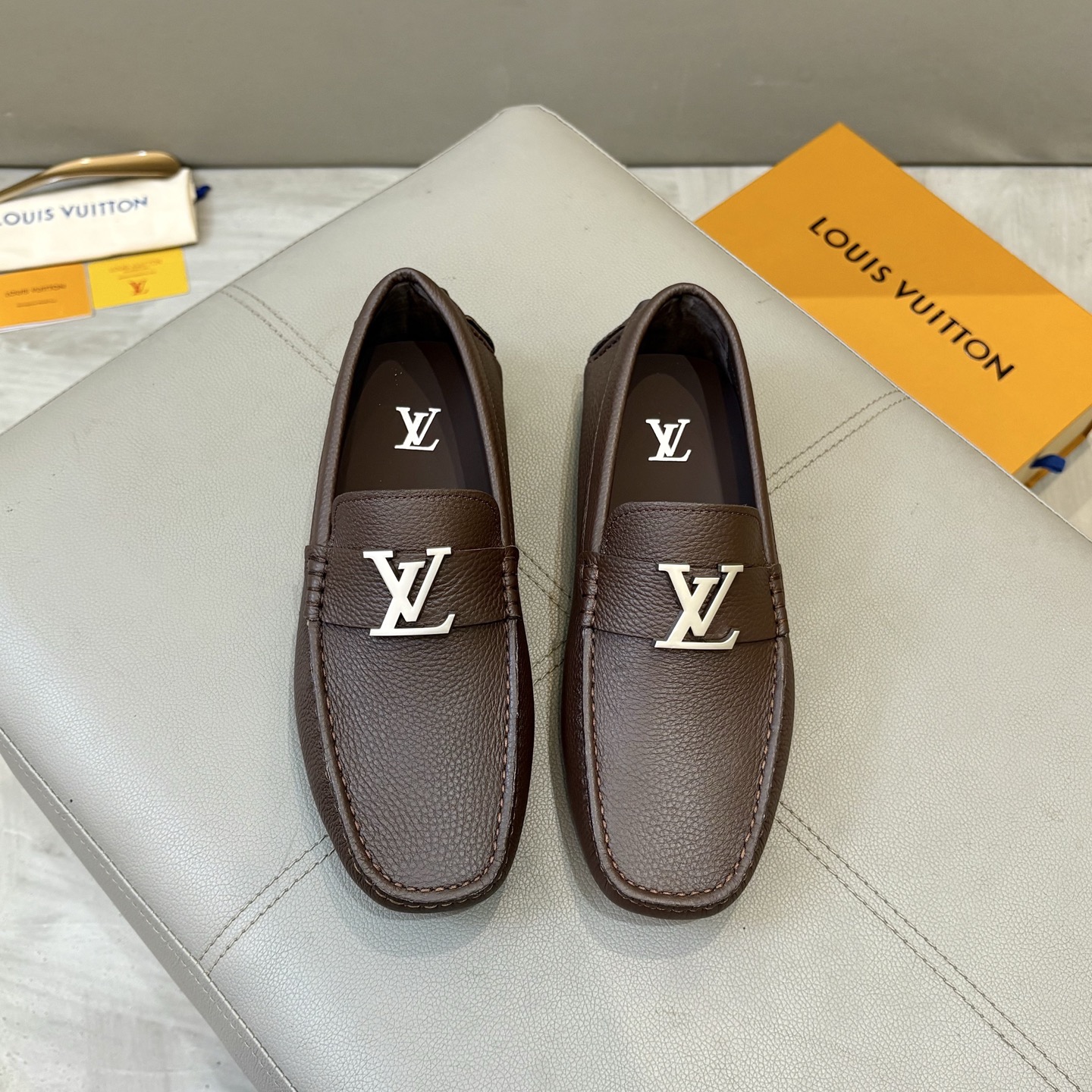 Louis Vuitton Male Loafers Cow Leather L