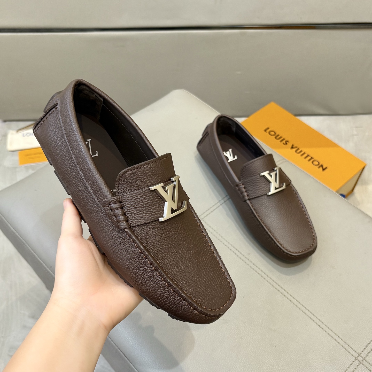 Louis Vuitton Male Loafers Cow Leather L