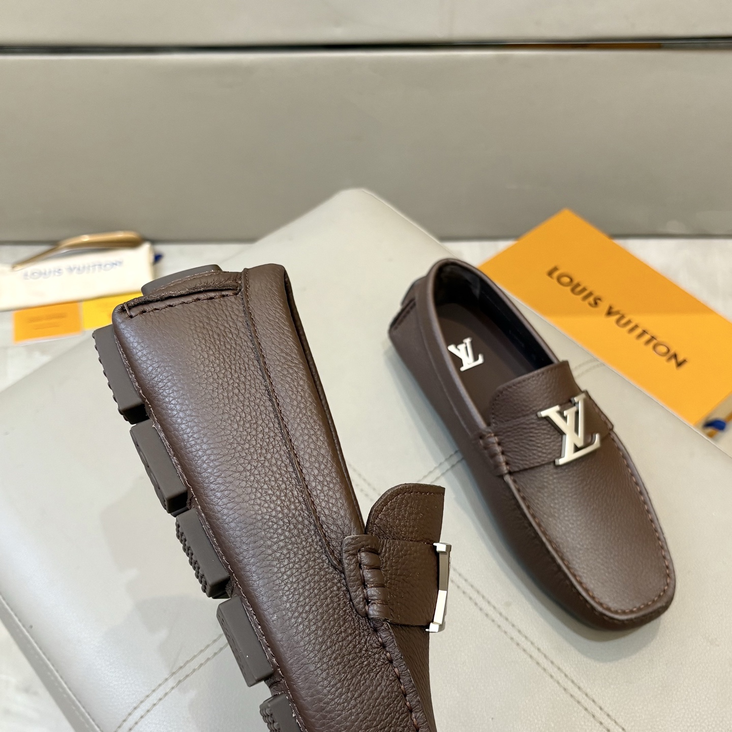 Louis Vuitton Male Loafers Cow Leather L