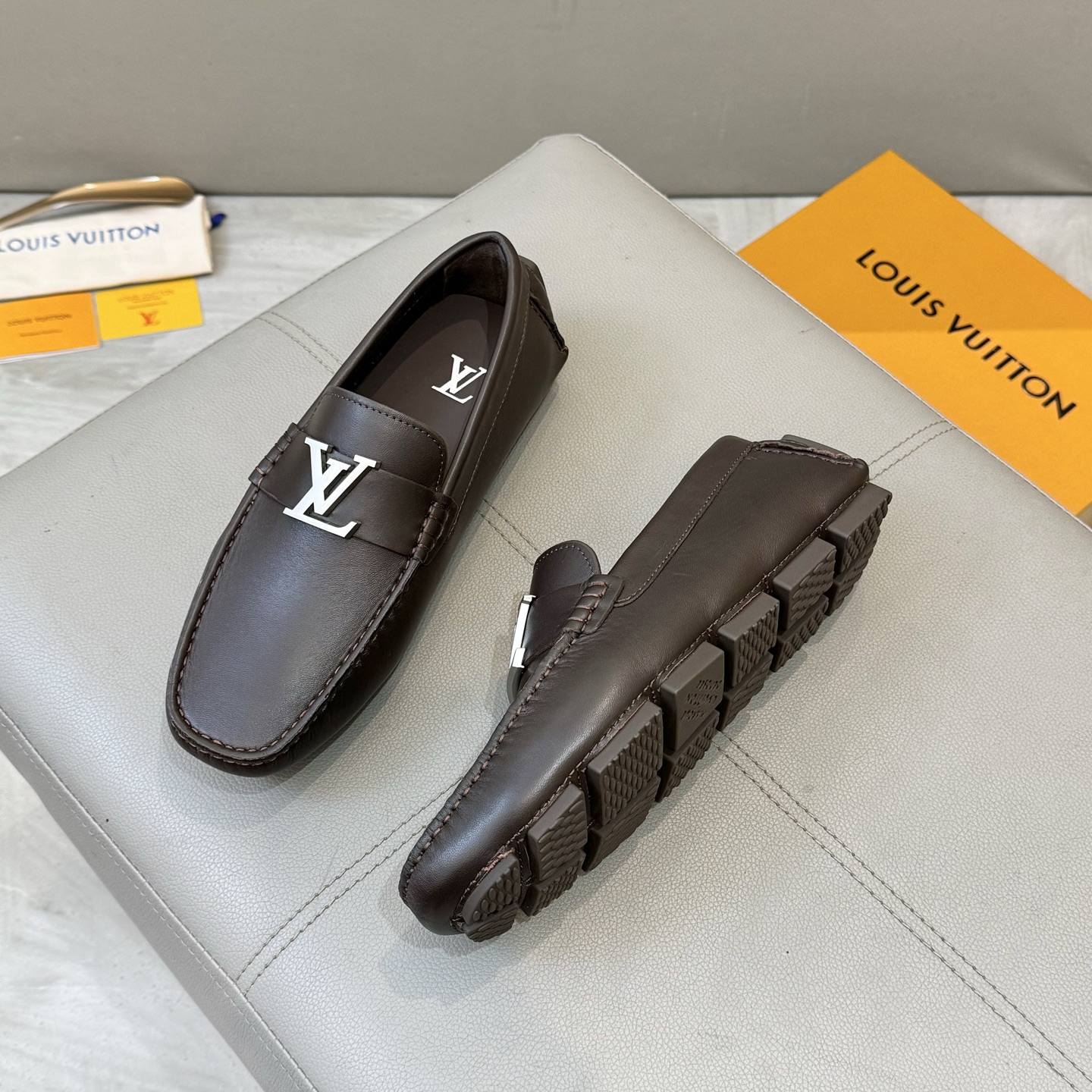 Louis Vuitton Male Loafers Cow Leather L