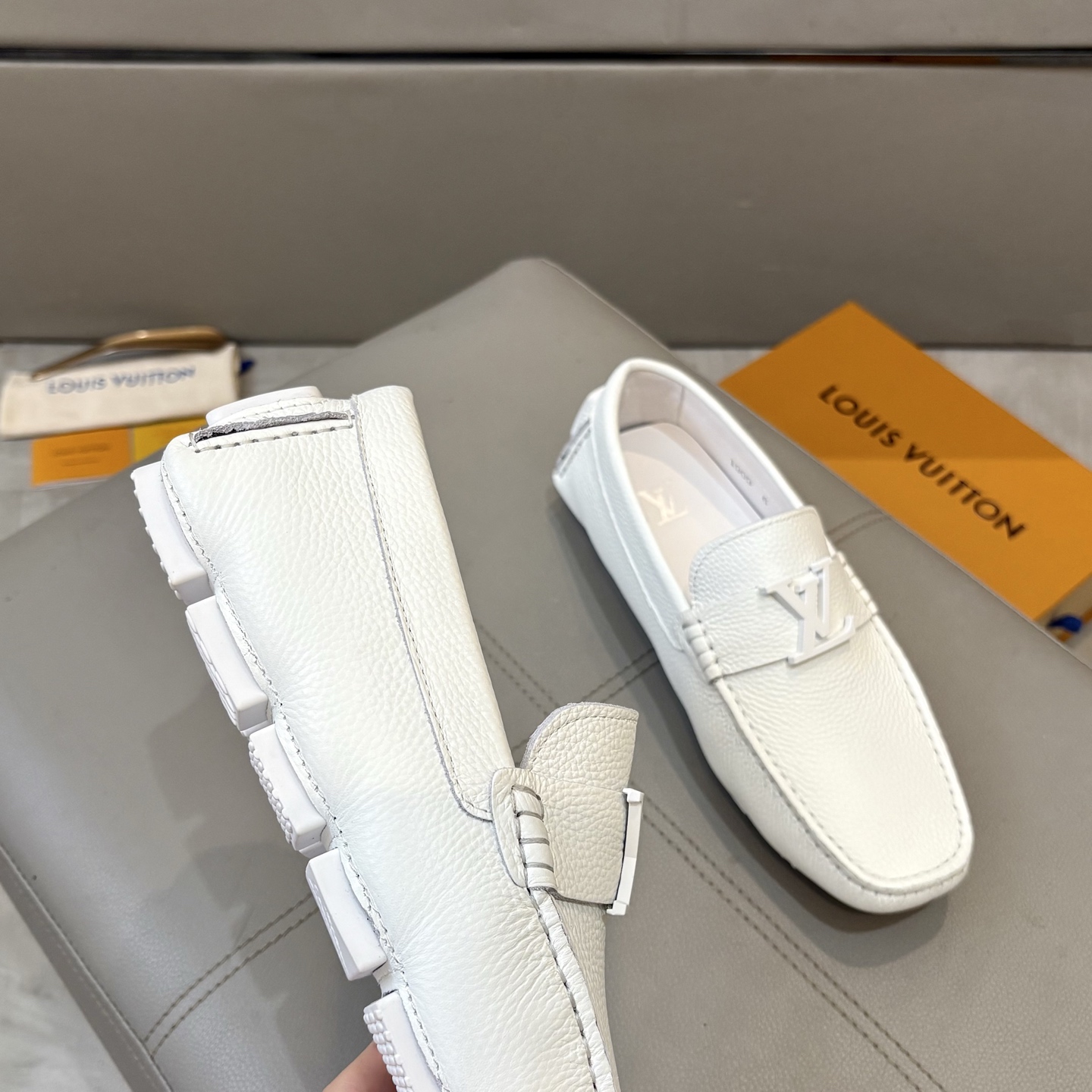 Louis Vuitton Male Loafers Cow Leather L