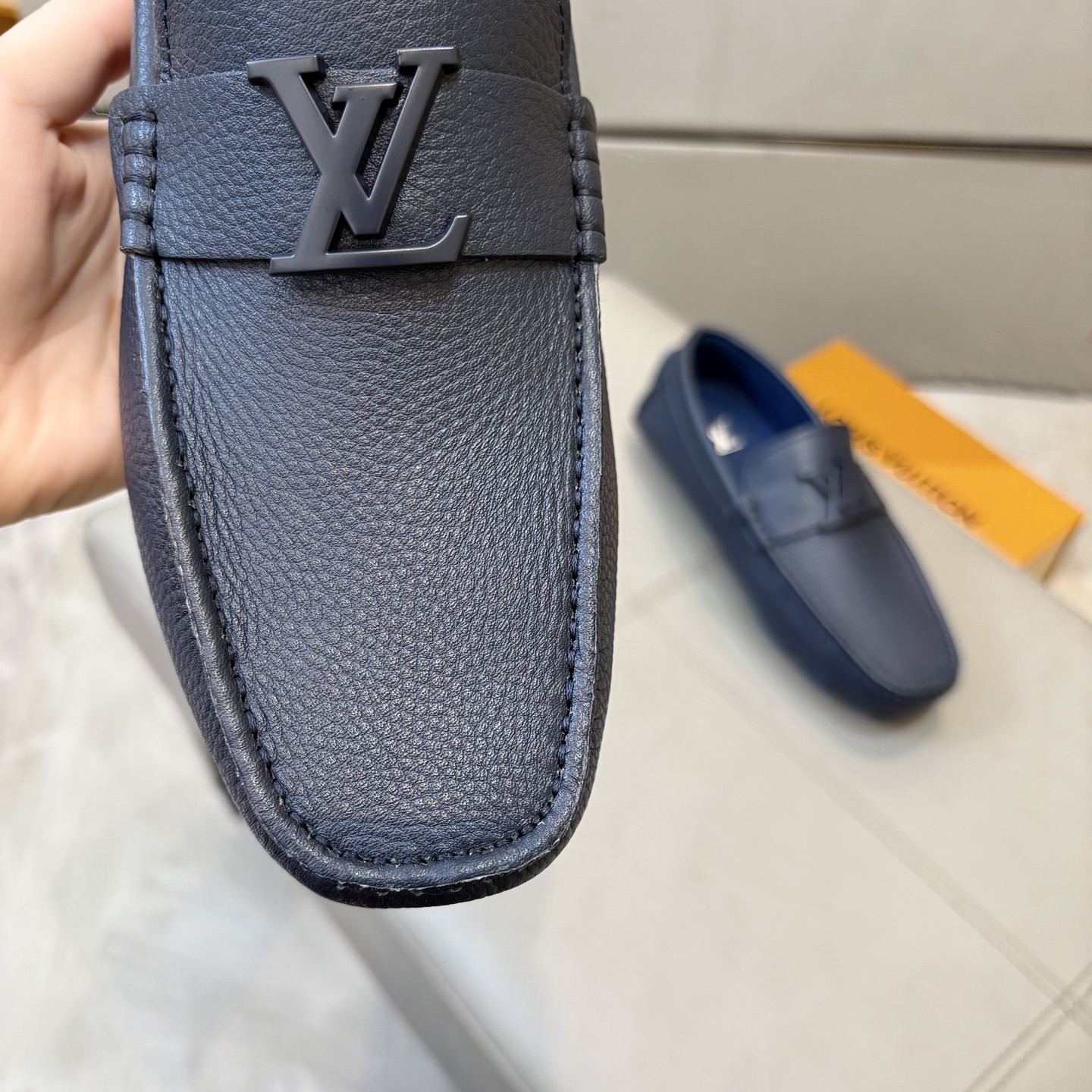 Louis Vuitton Male Loafers Cow Leather L