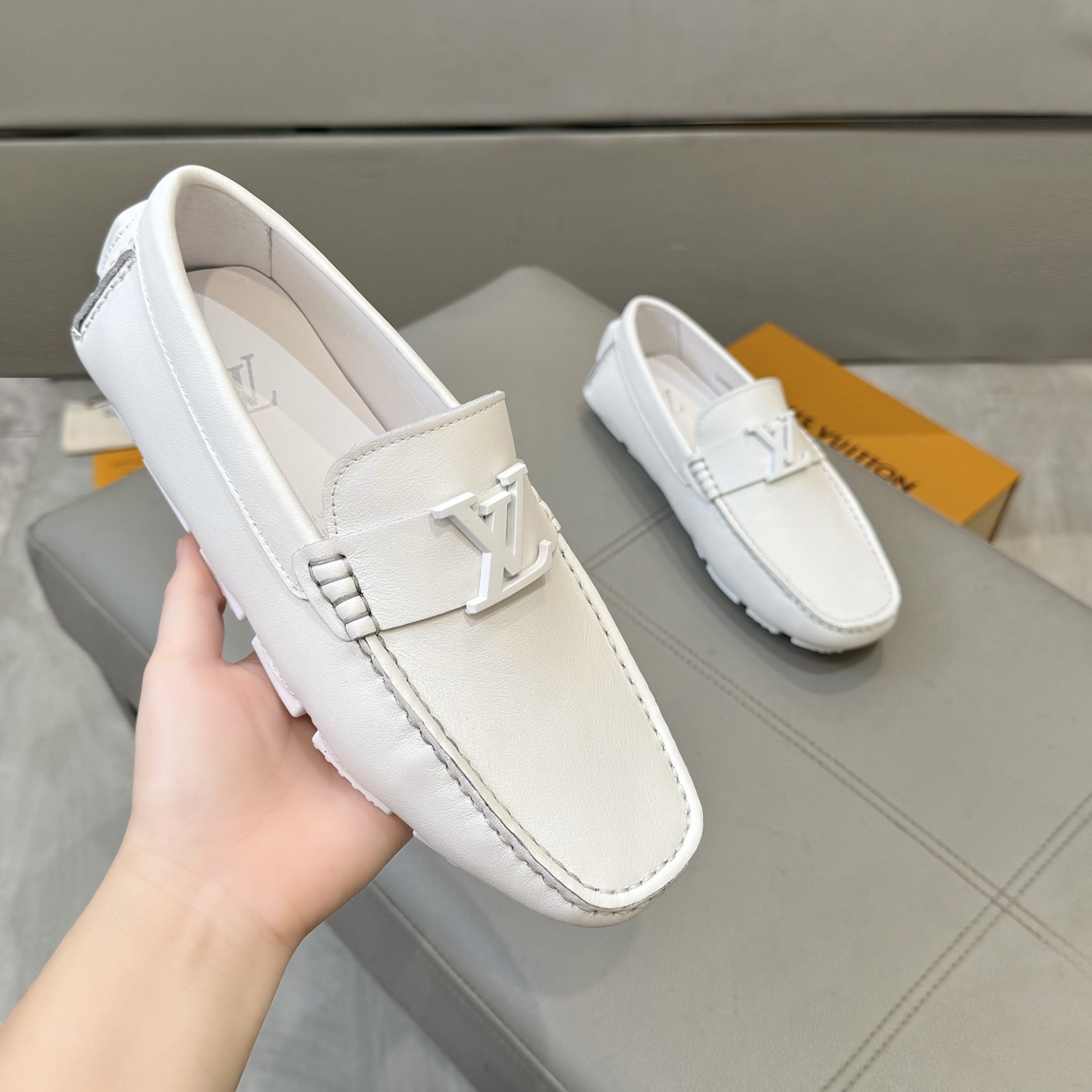 Louis Vuitton Male Loafers Cow Leather L