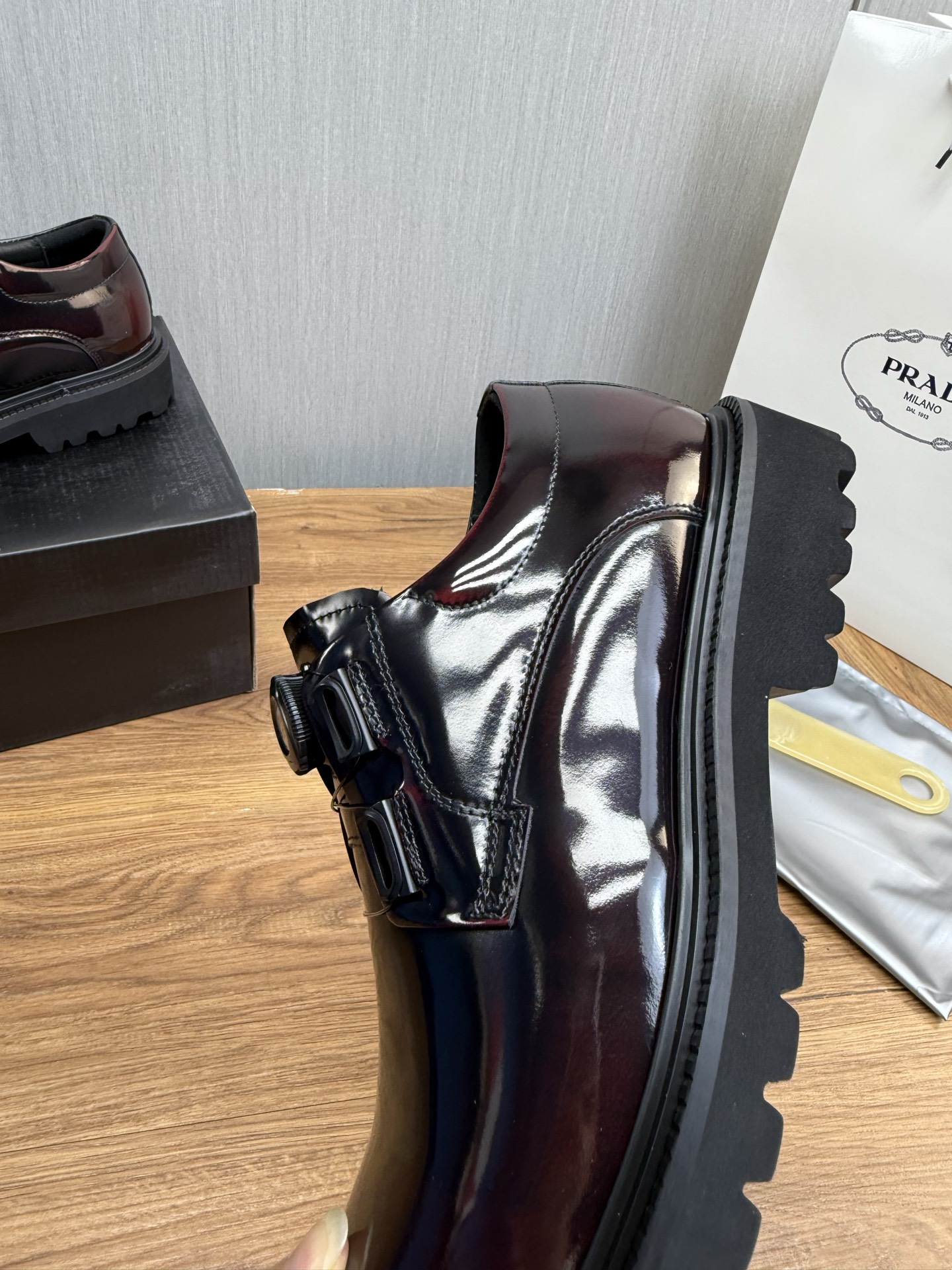 Male Leather Shoes Cow Leather Lightweight