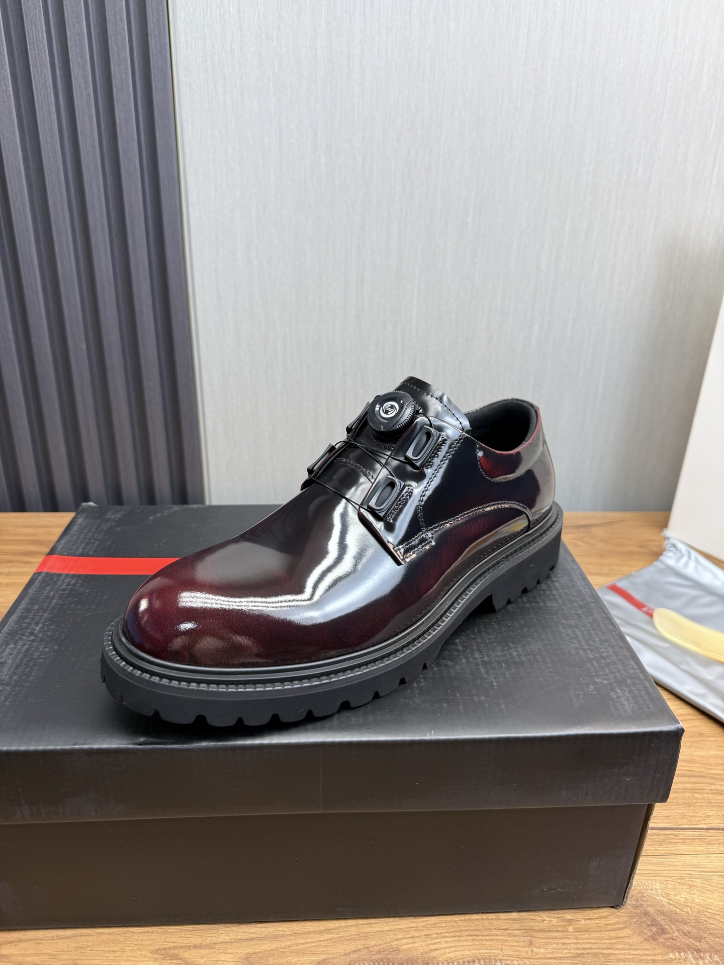 Male Leather Shoes Cow Leather Lightweight