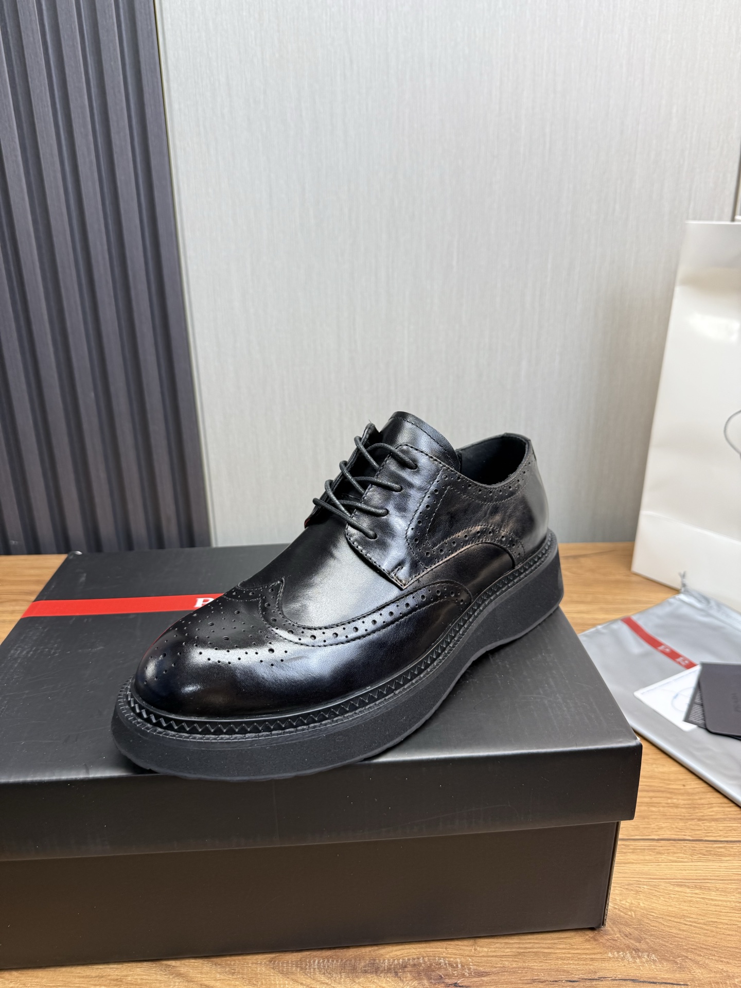 Male Leather Shoes Cow Leather Lightweight