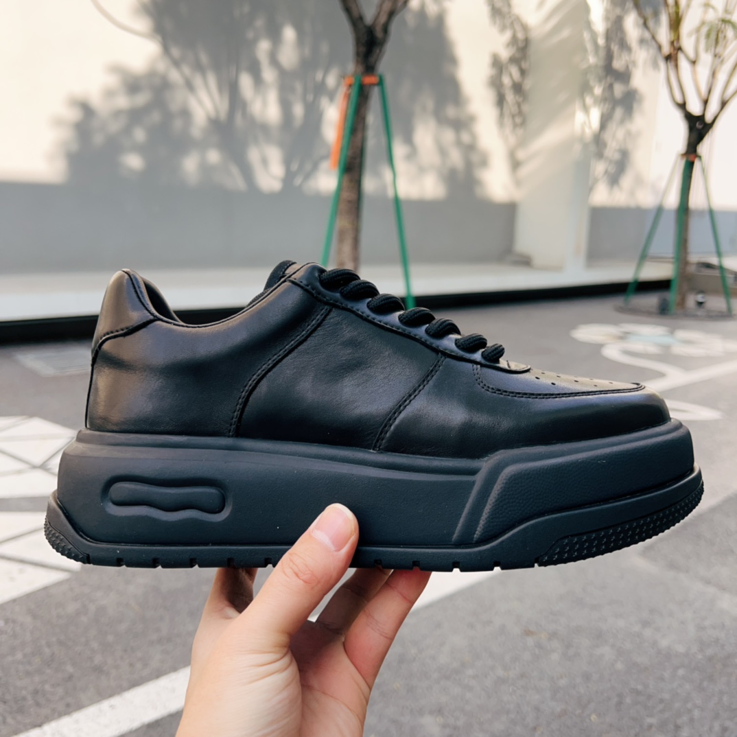 Male Basic Shoes