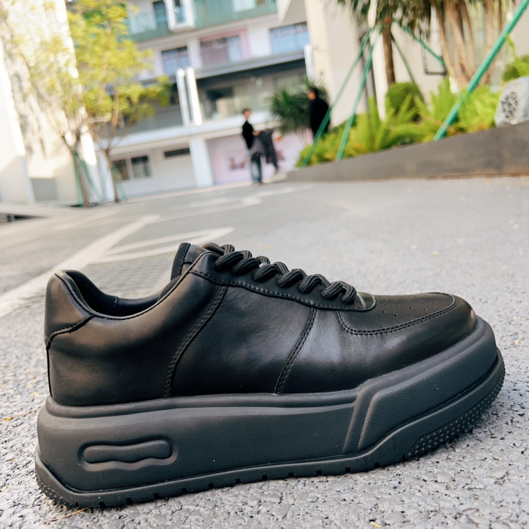 Male Basic Shoes