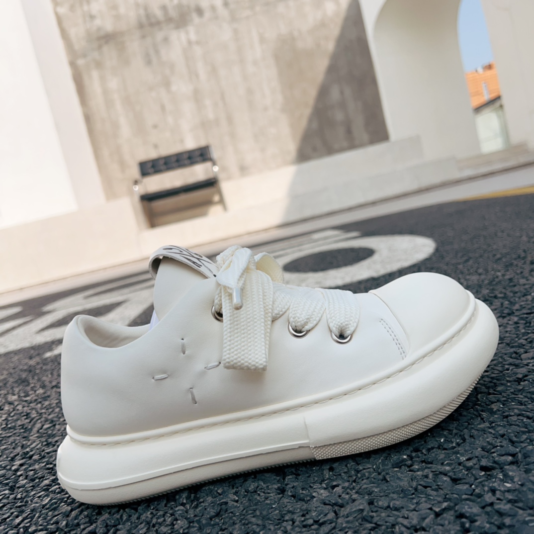 Male Basic Shoes