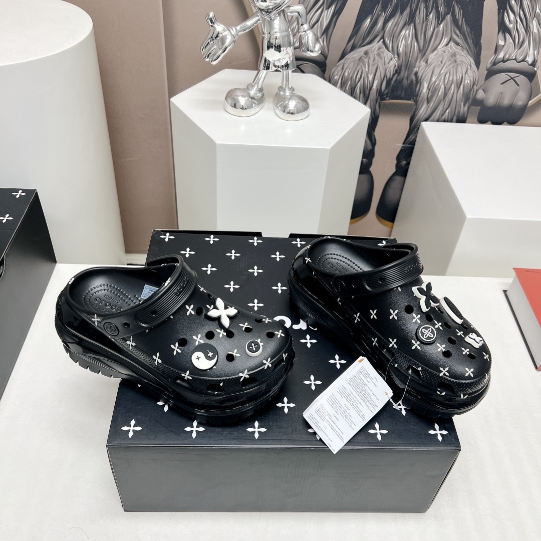 Crocs Basic Shoes M-s