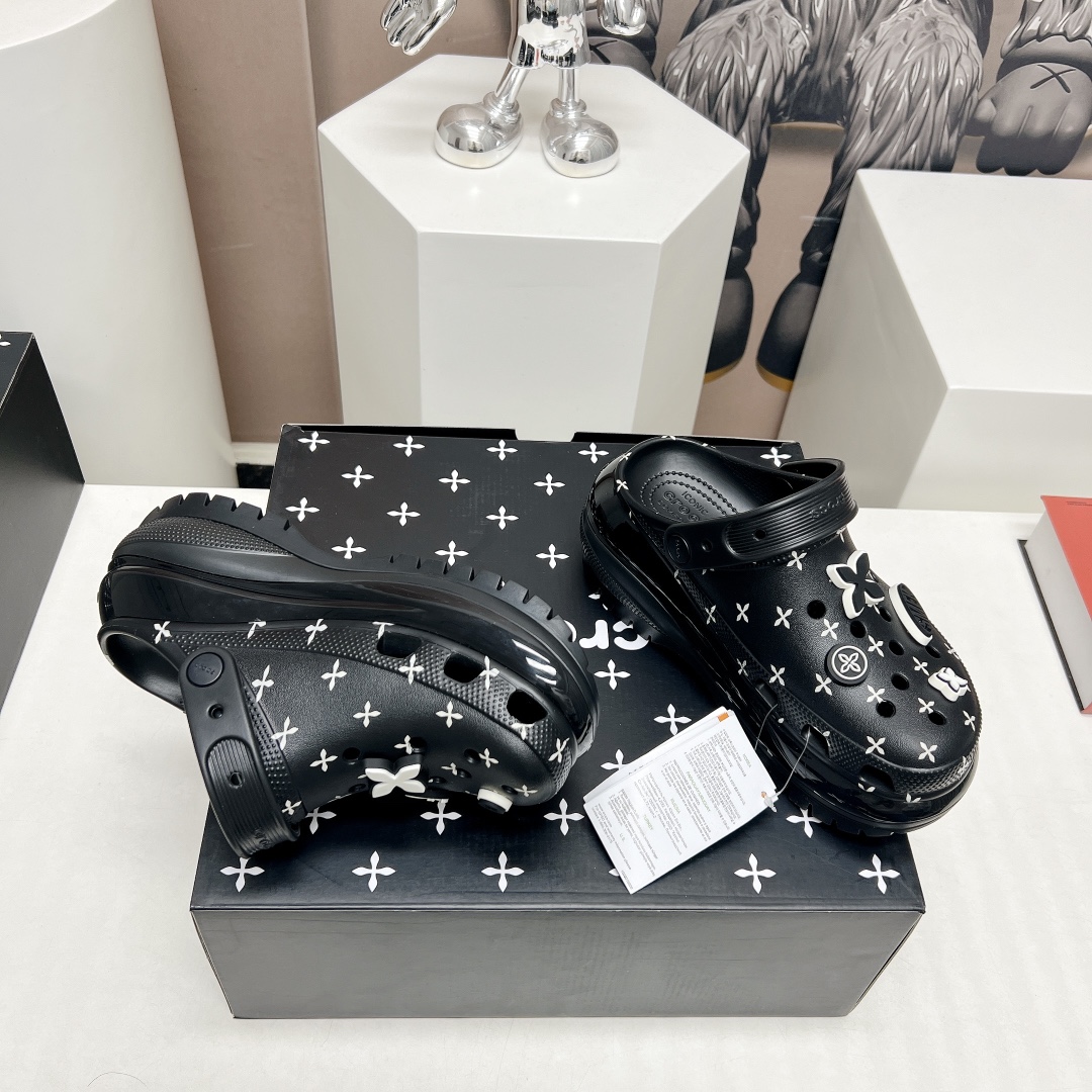 Crocs Basic Shoes M-s