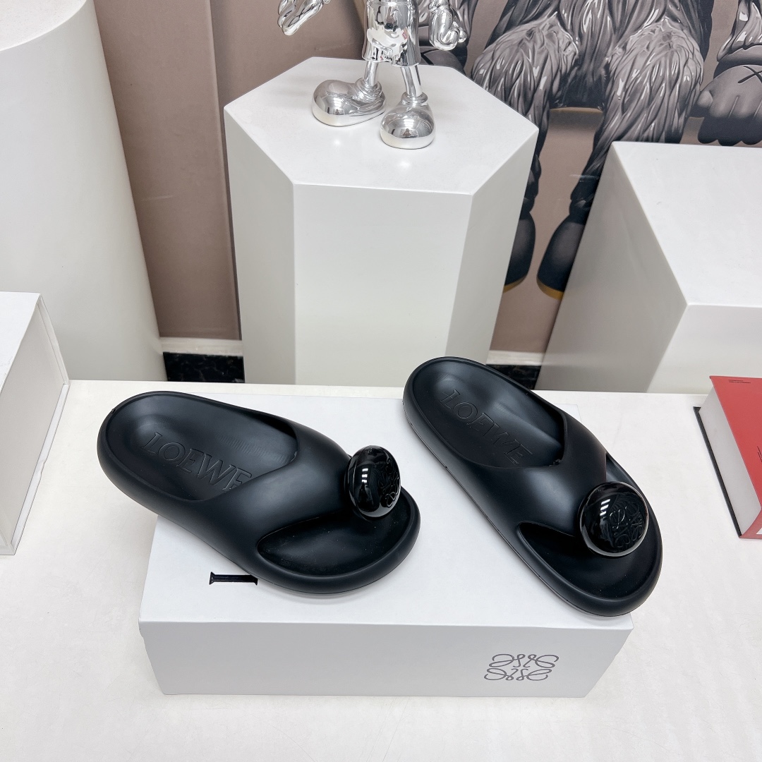 Loewe Female Sandals L-s