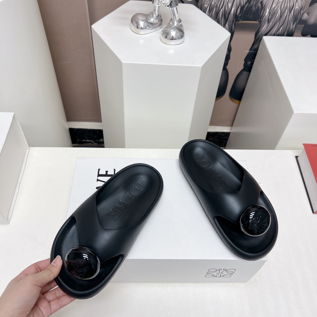 Loewe Female Sandals L-s