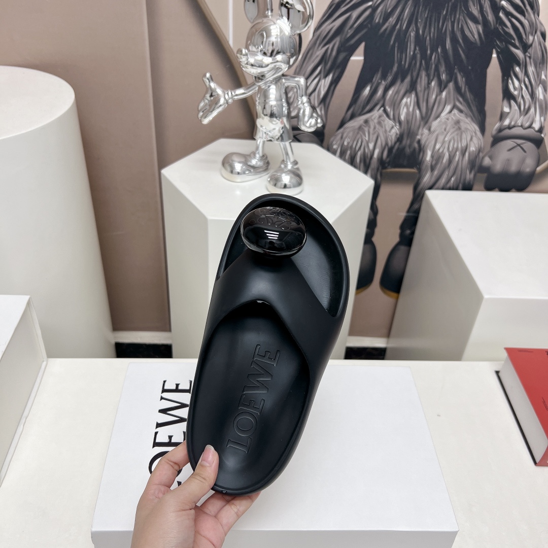 Loewe Female Sandals L-s