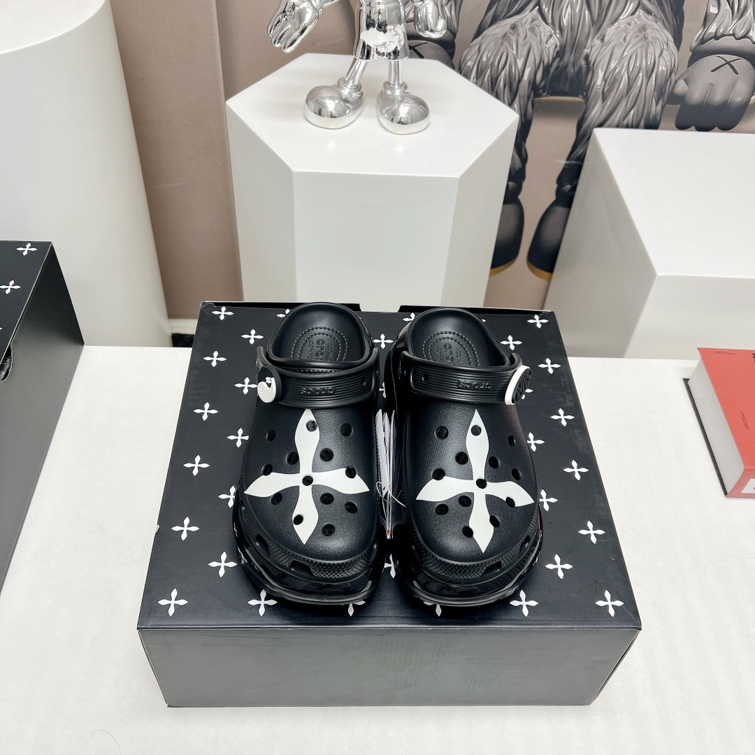 Crocs Basic Shoes M-s