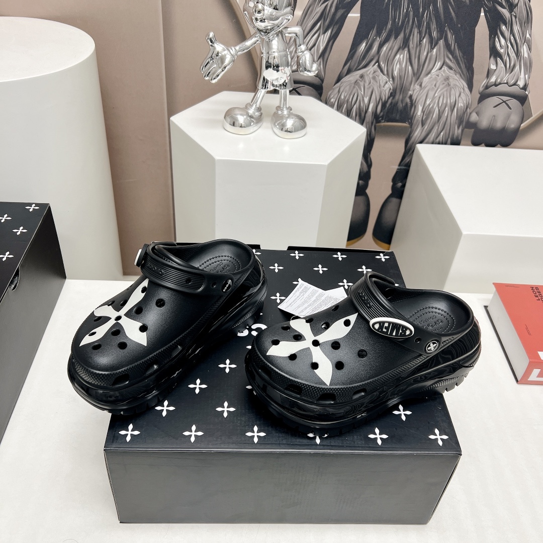 Crocs Basic Shoes M-s