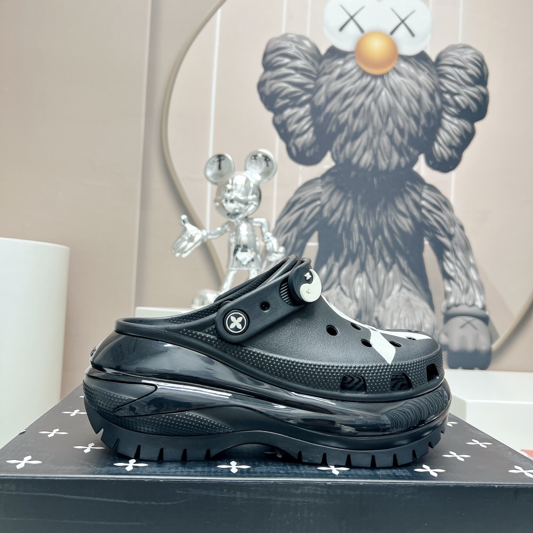 Crocs Basic Shoes M-s