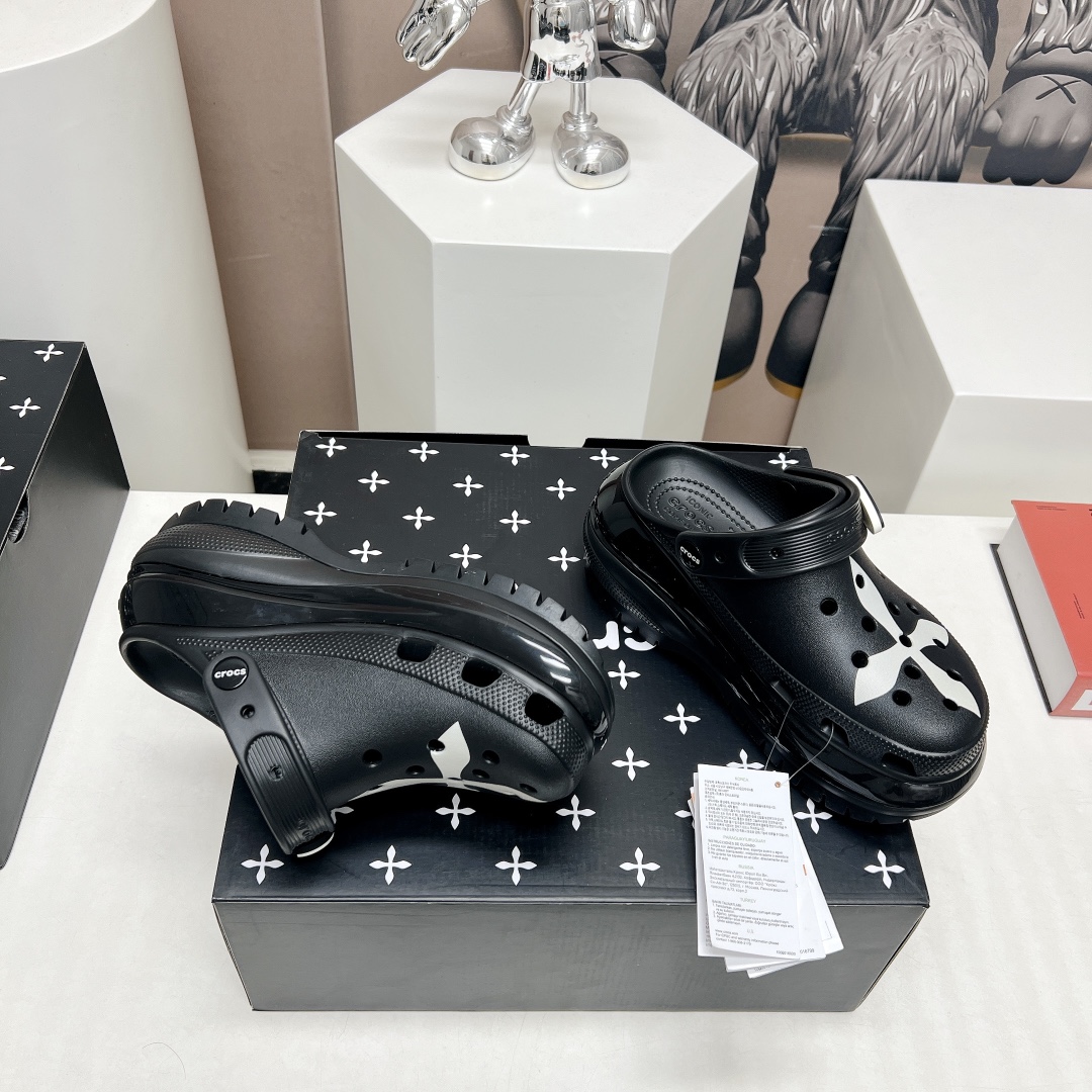 Crocs Basic Shoes M-s