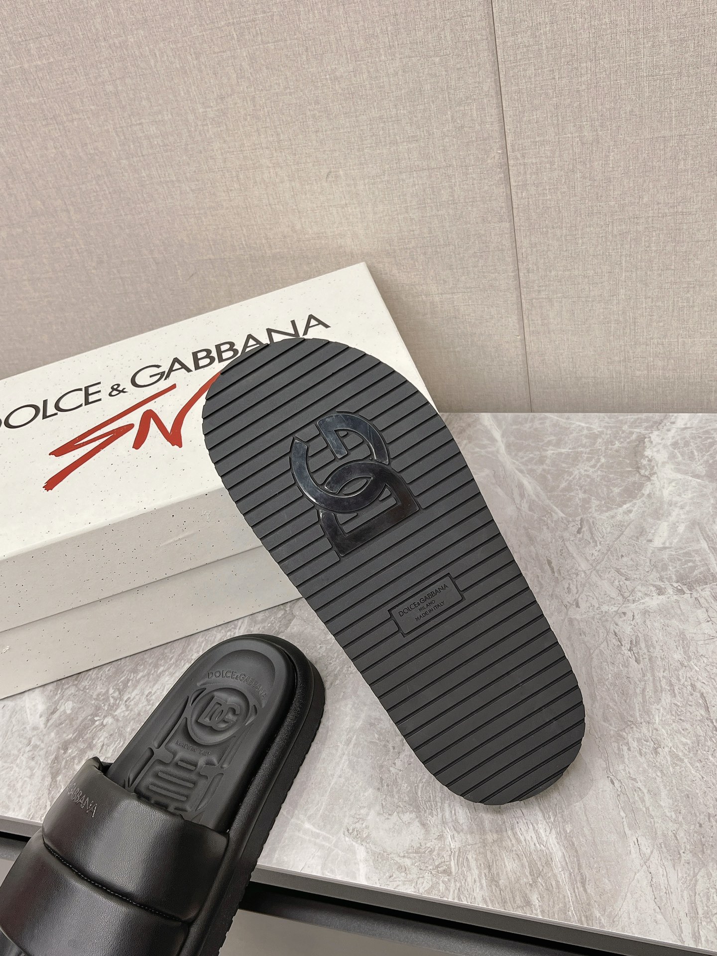 Dolce Gabbana Male Slippers L-s