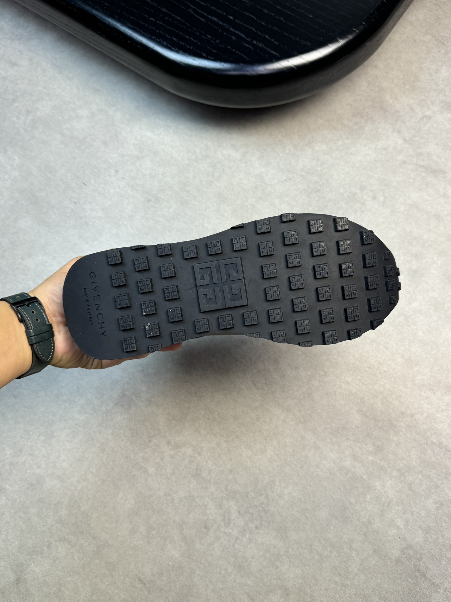 Givenchy Basic Shoes L-s