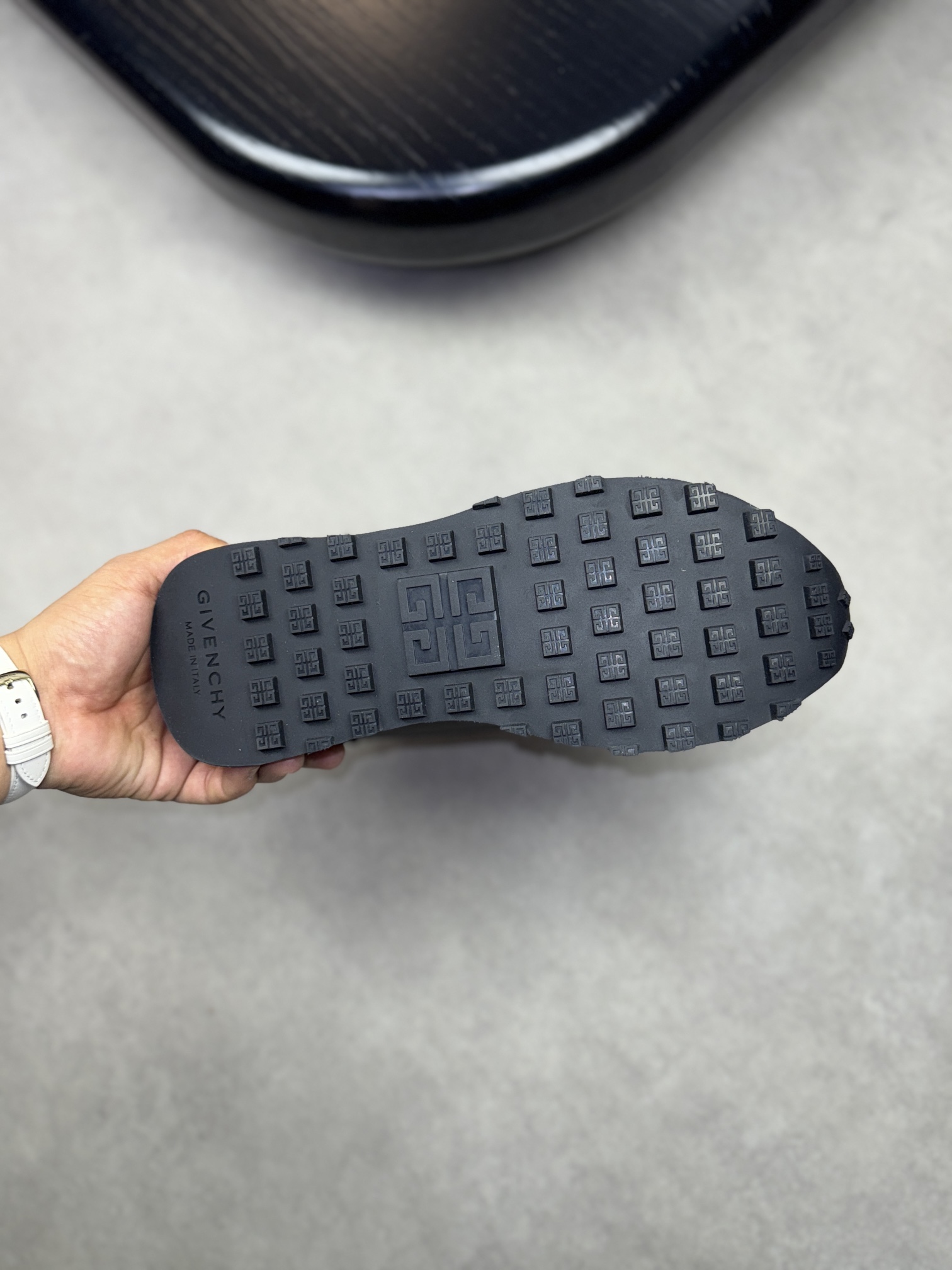 Givenchy Sneakers L-s