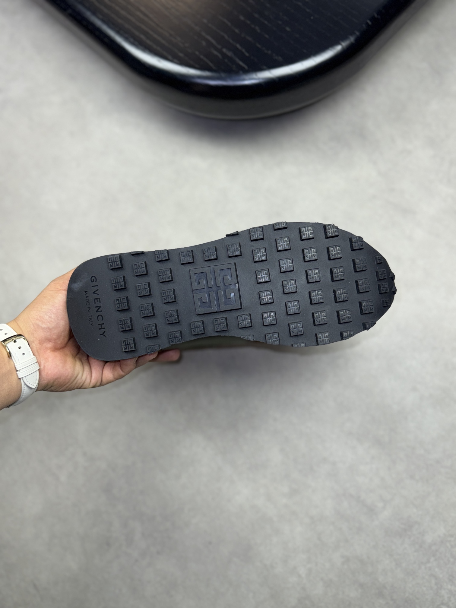 Givenchy Sneakers L-s